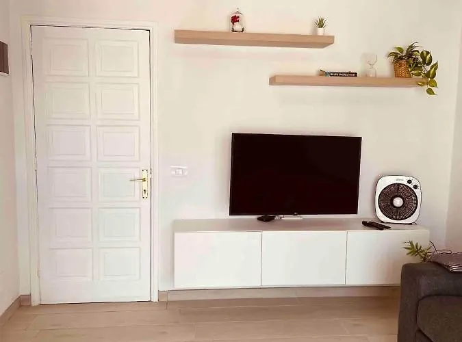 Luna -modern One Bedroom In Puerto Del Carmen Appartamento